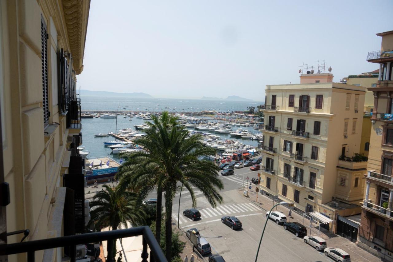 Lungomare Suite & Spa Naples Exterior photo