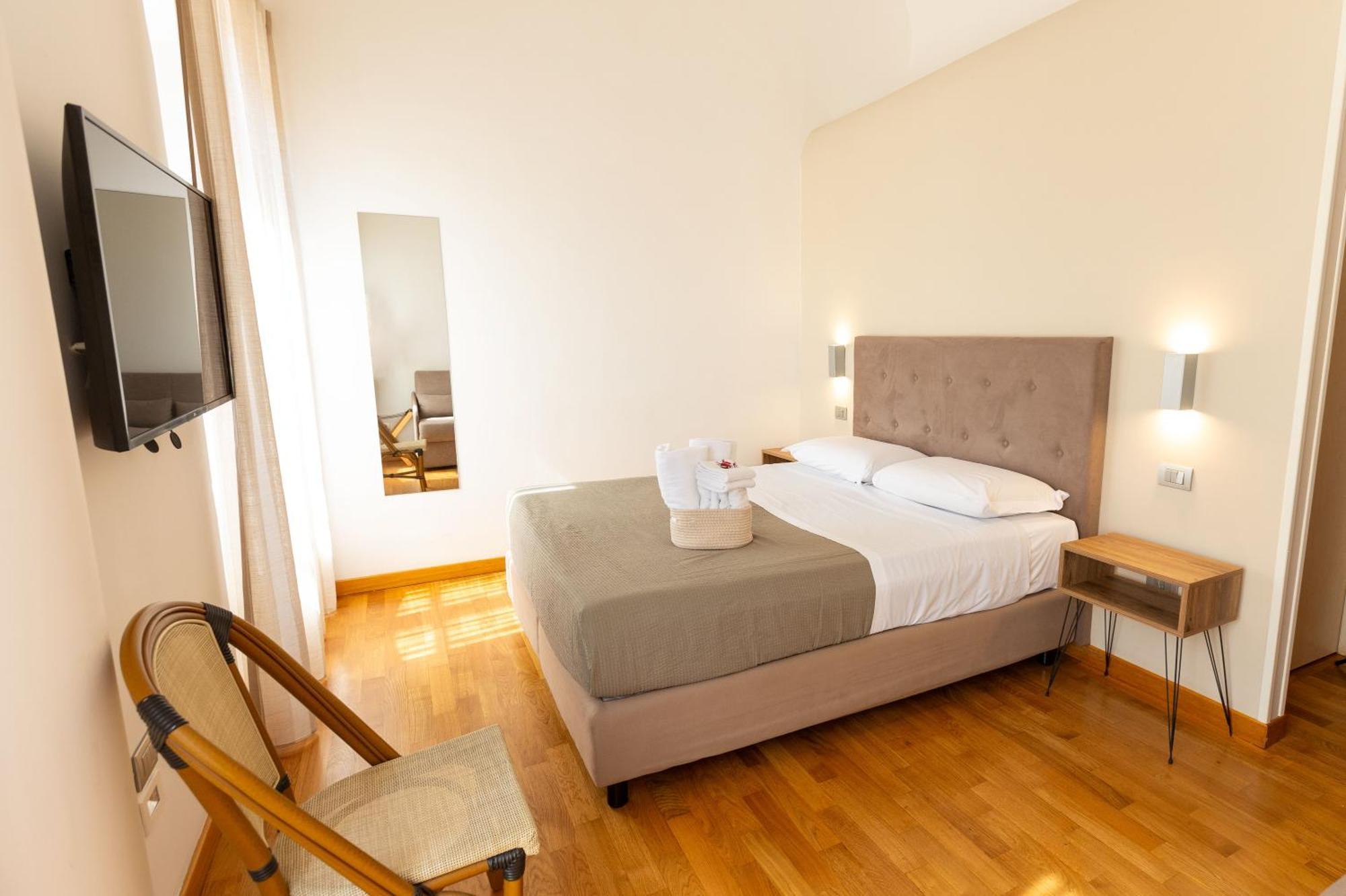 Lungomare Suite & Spa Naples Exterior photo